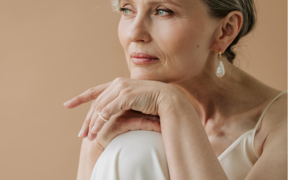 Anti-Aging Glow Facial Treatment